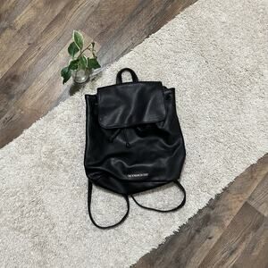 Victoria's Secret Black Pebbled Vegan Leather 90's-Y2K Vibe Drawstring Backpack
